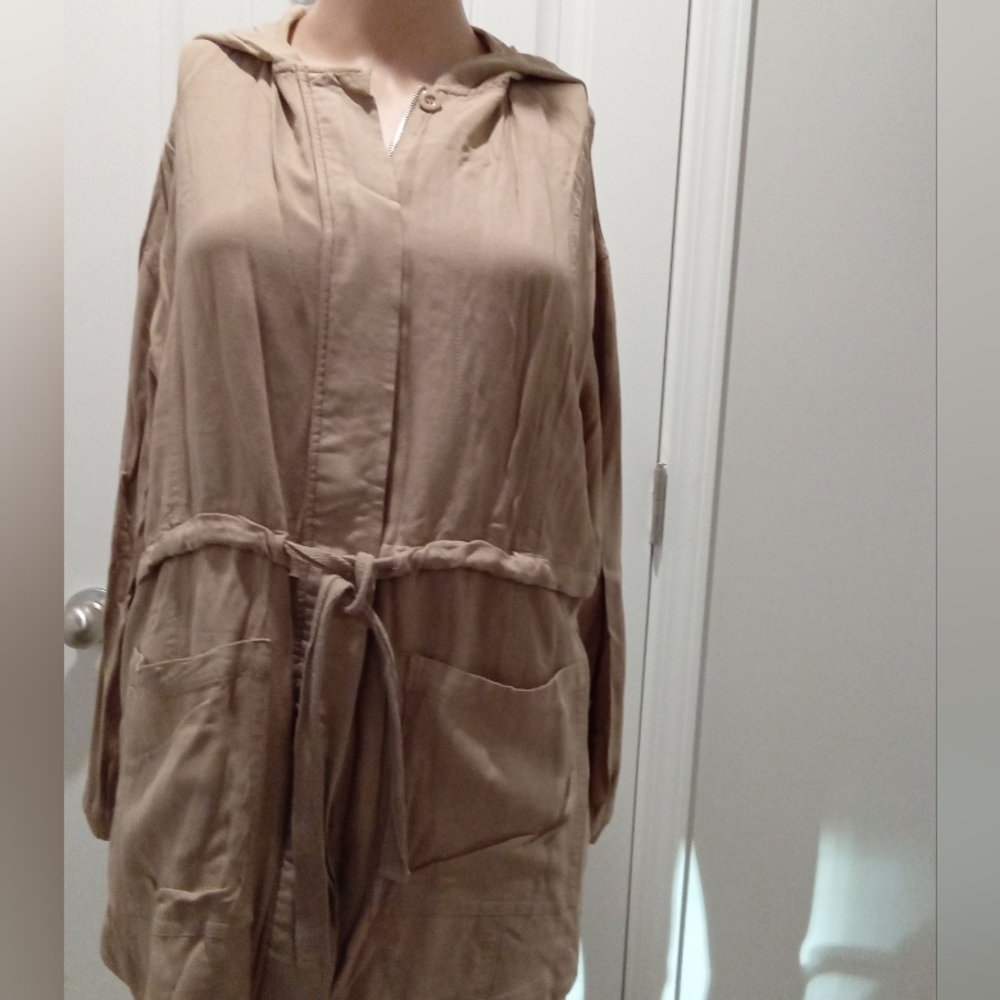 Love Tree Size M Tan Utility Jacket with Hood